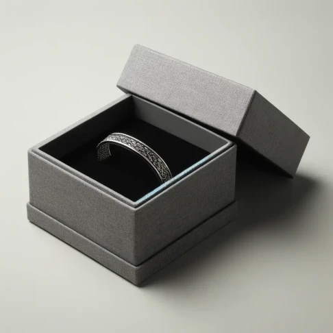 Custom Bracelet Box